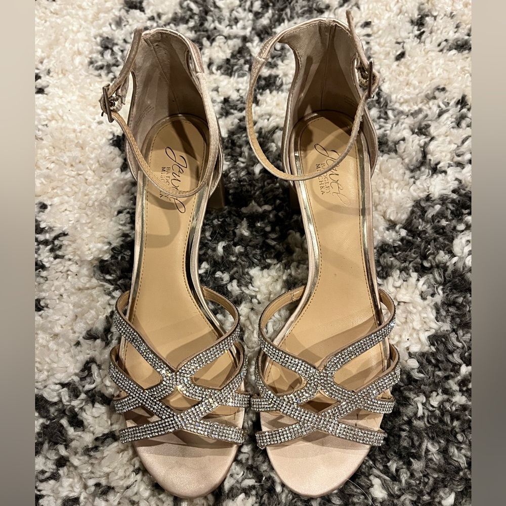 Jewel Badgley Mischka Strappy Champagne Heels